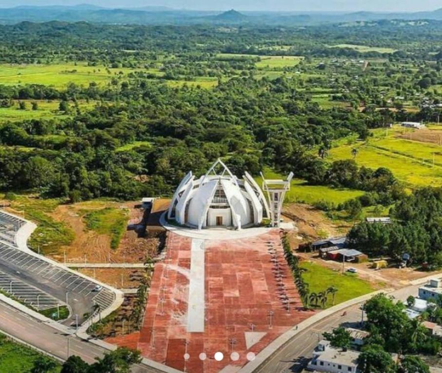 Villa lujosa con piscina bayaguana