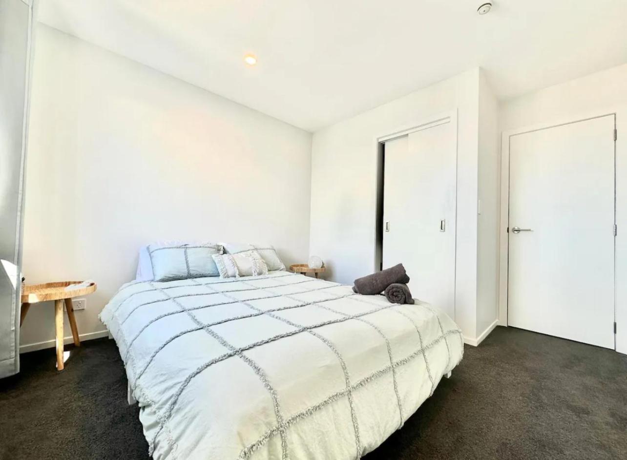 Immaculate - 2 Bedroom Townhouse close to Fruitvale train station photo 4