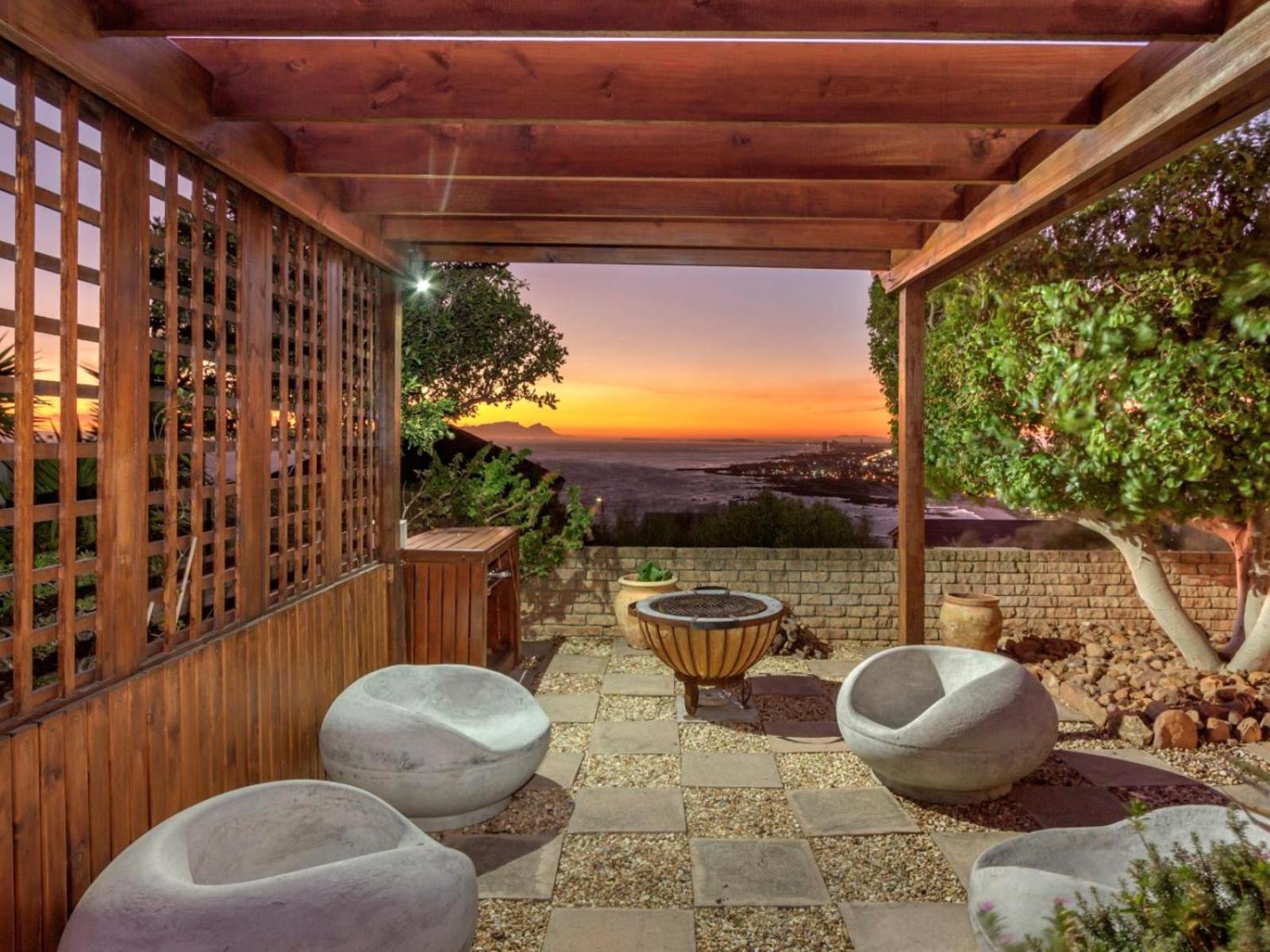 Zaria Sun Cottage view 5