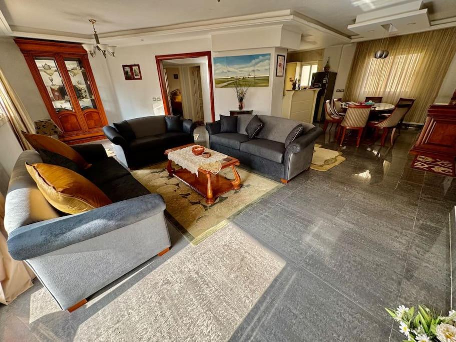Luxury Antique Heartwarming 2BR Apt in Madinaty
