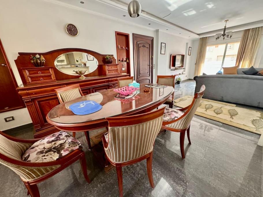 Luxury Antique Heartwarming 2BR Apt in Madinaty