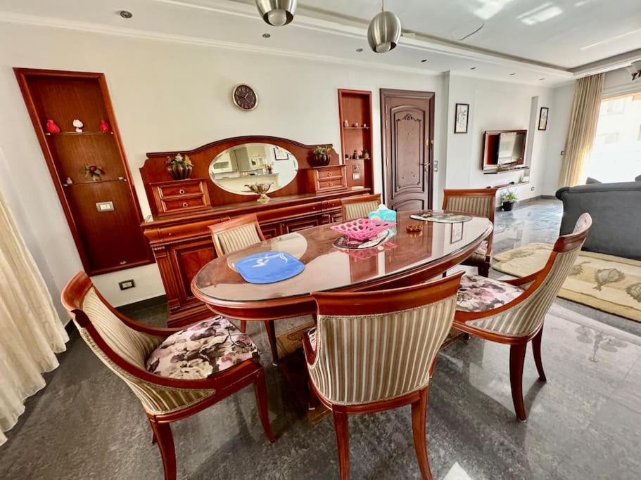 Luxury Antique Heartwarming 2BR Apt in Madinaty
