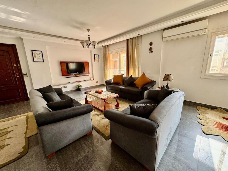 Luxury Antique Heartwarming 2BR Apt in Madinaty