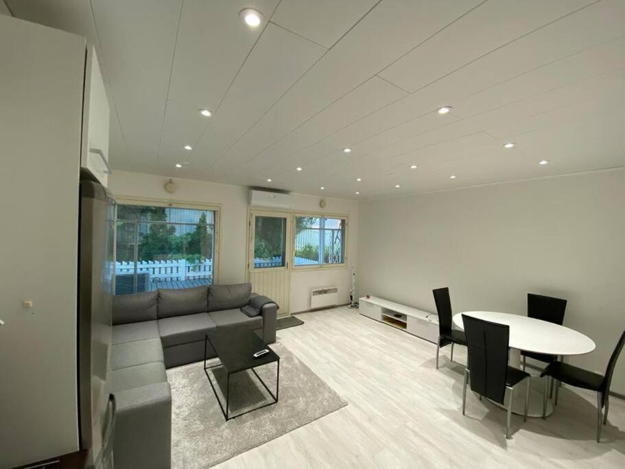 Bright house for short stay