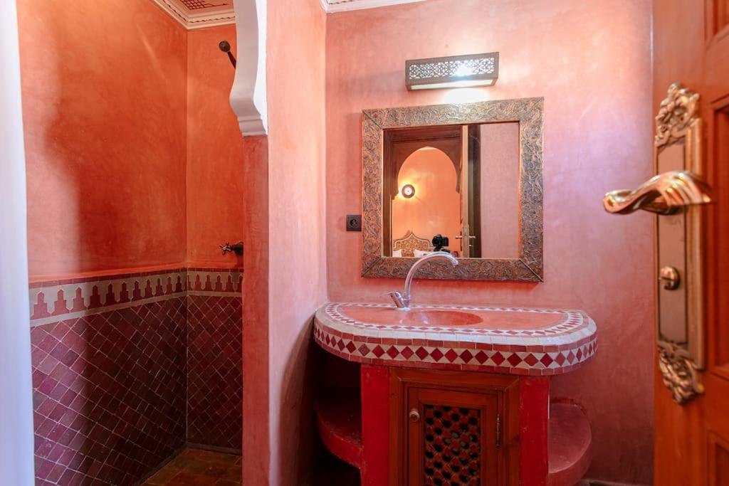 Riad Tranquility - A Timeless Marrakech Haven