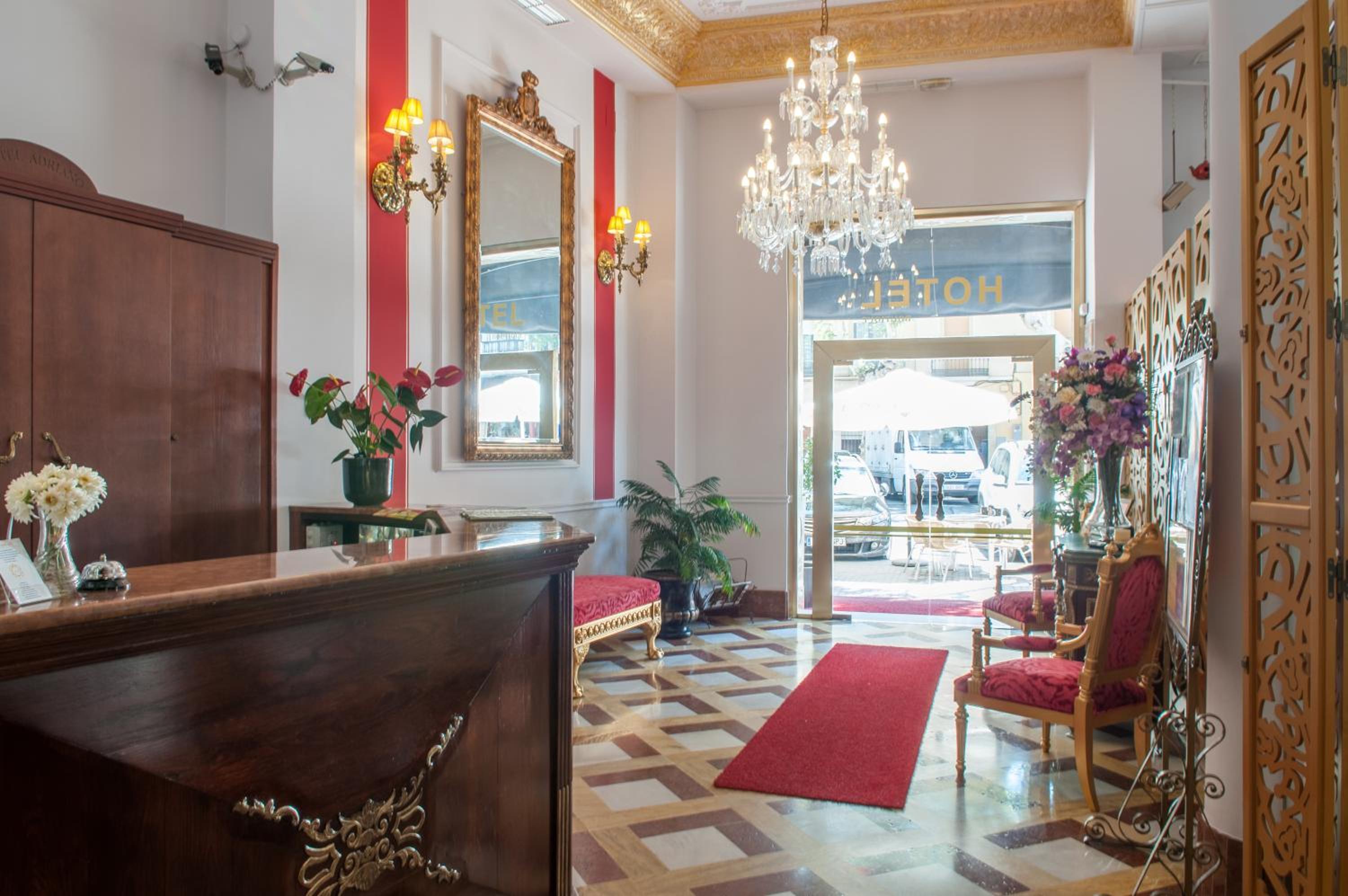 Adriano Boutique Sevilla photo 3