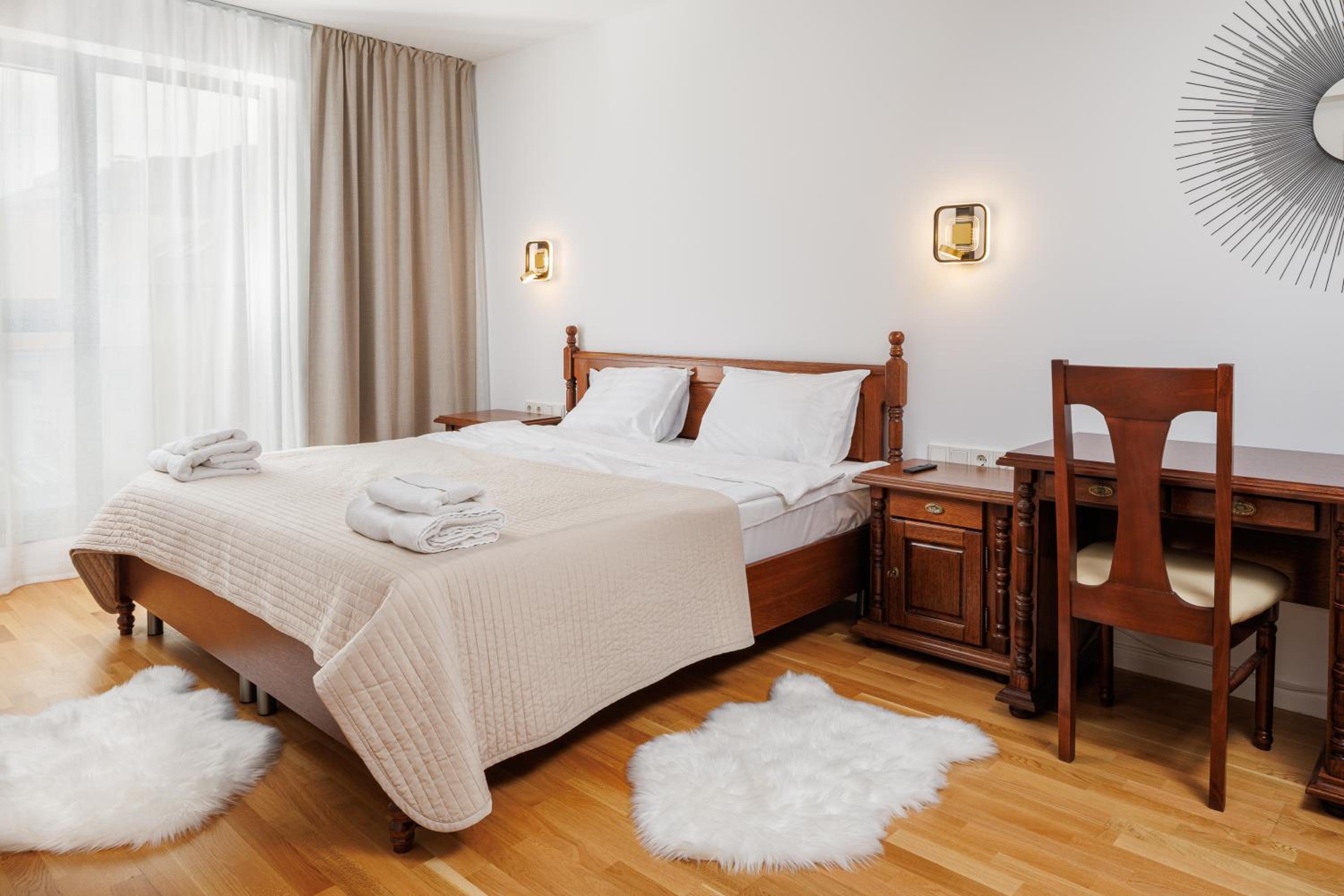 Warm Amber Suites Brașov view 5