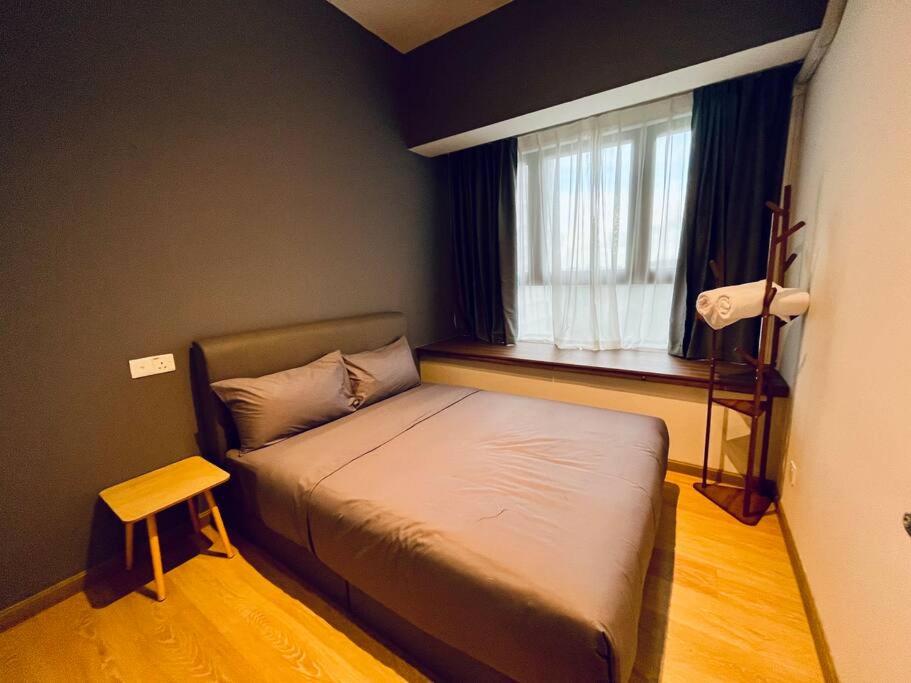 Danga Bay 3BR - Secret Lounge - Netflix - Dryer
