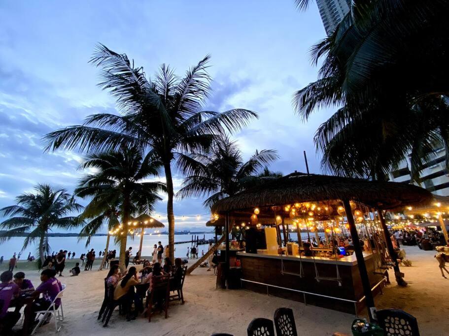 Danga Bay 3BR - Secret Lounge - Netflix - Dryer