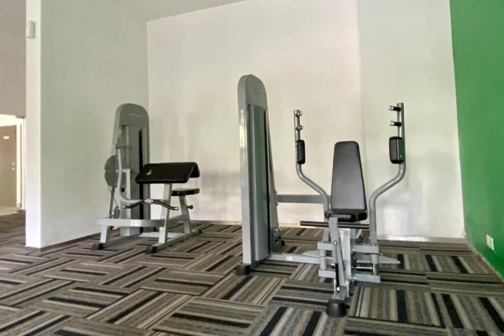 Danga Bay 3BR - Secret Lounge - Netflix - Dryer