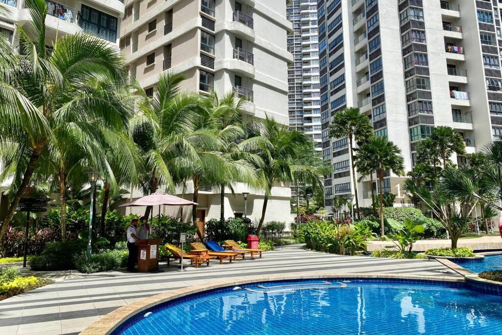 Danga Bay 3BR - Secret Lounge - Netflix - Dryer