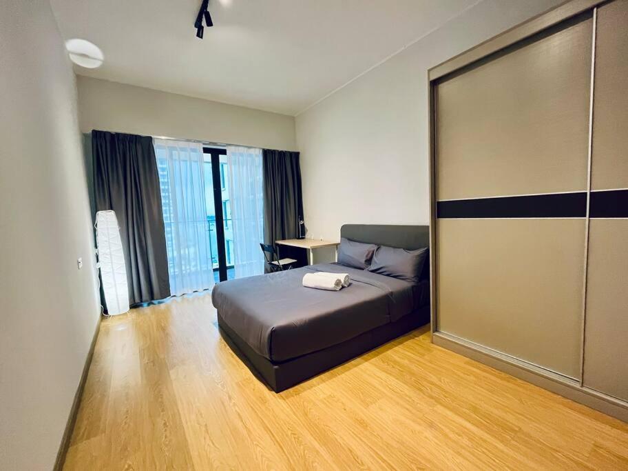 Danga Bay 3BR - Secret Lounge - Netflix - Dryer