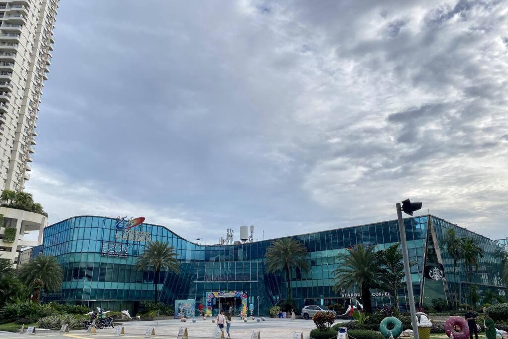 Danga Bay 3BR - Secret Lounge - Netflix - Dryer