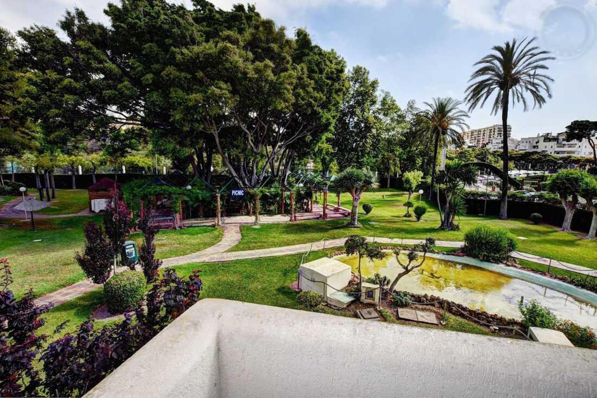 Deluxe Apartment in BenalBeach with Water Park