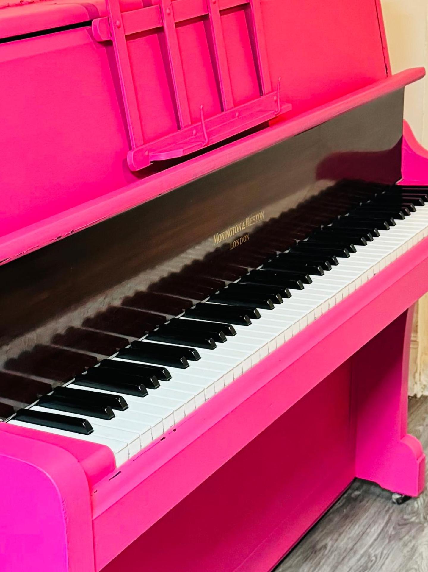Magenta Melodies, 5 Bedroom House view 4