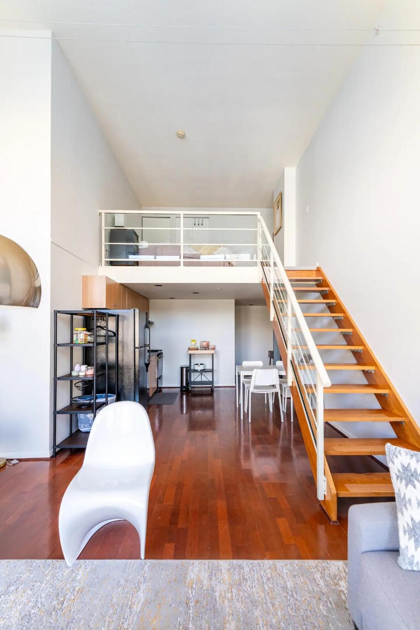 loft in downtown Vancouver with free parking