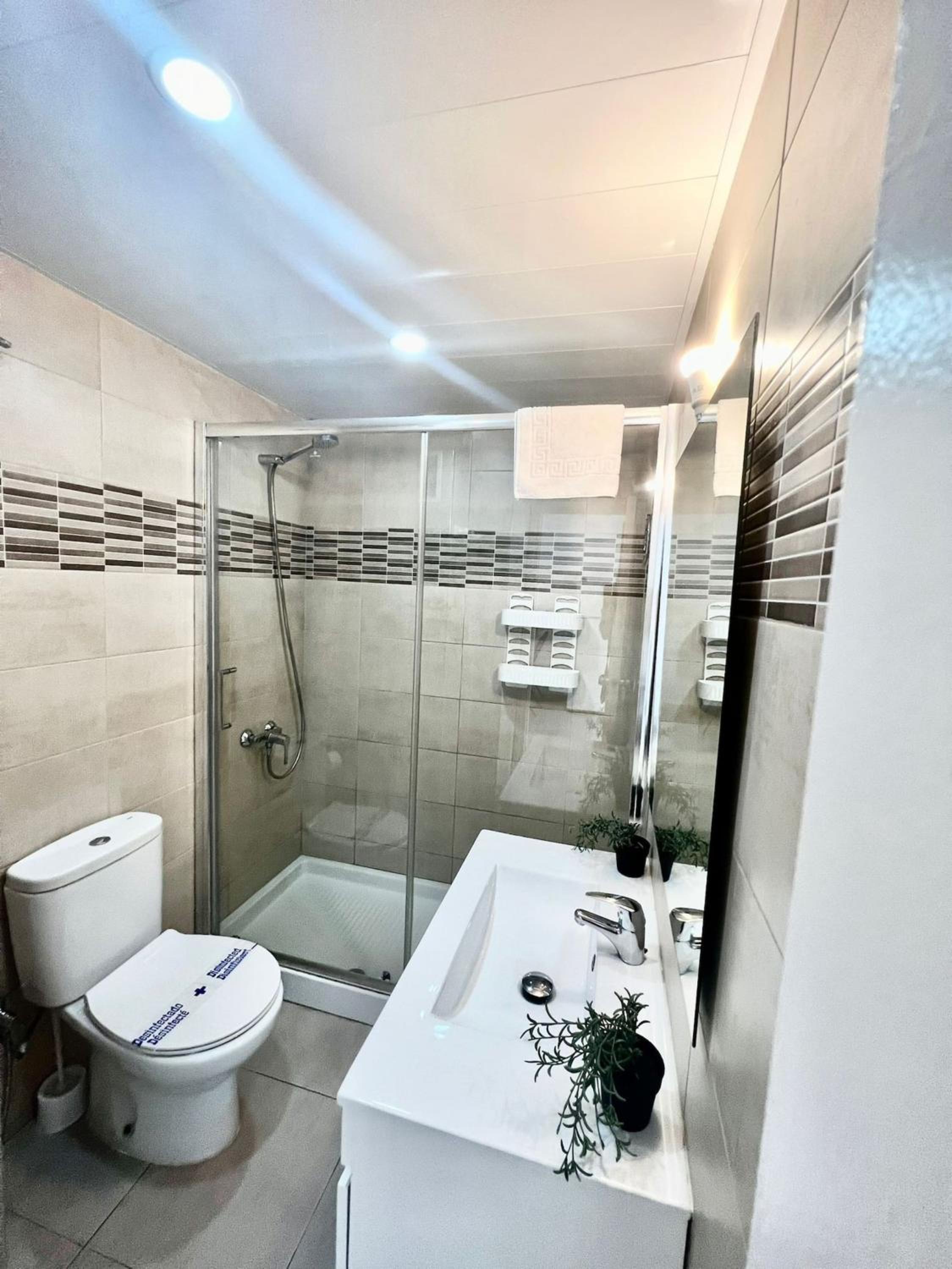 Benalbeach Apartment with Sea & Garden View