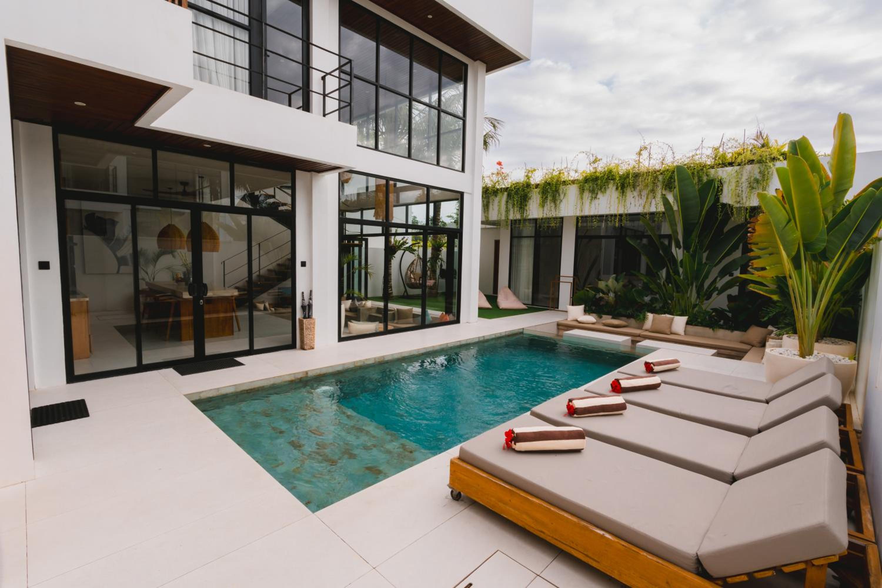Woody Villa Pererenan