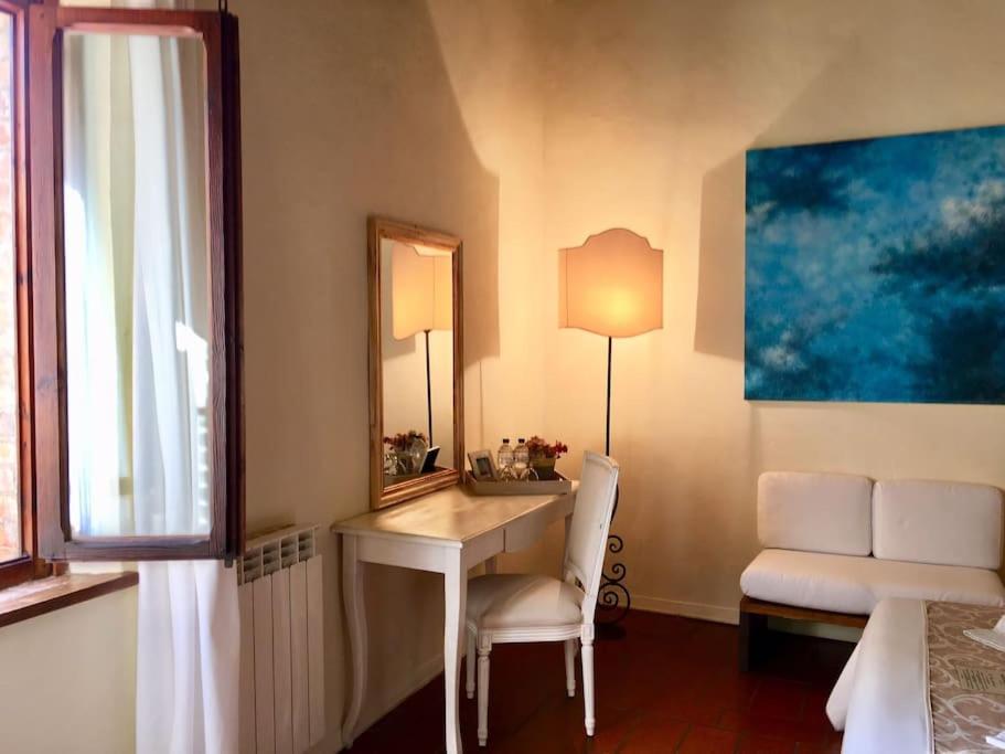 B&B Countryhouse Villa Baciolo view 5