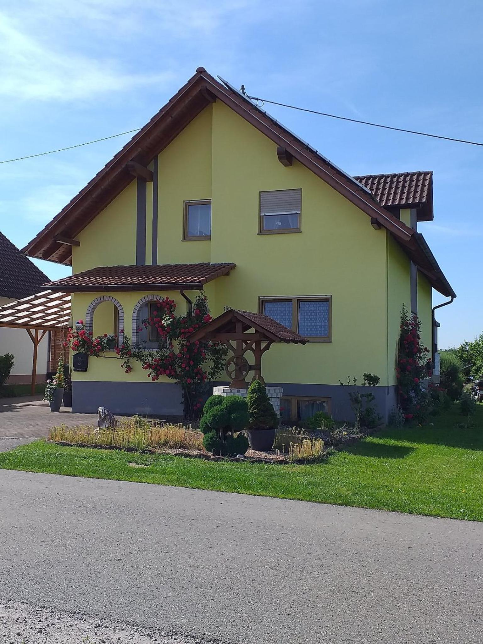 Ferienwohnung 'am Bienwald' - Property Image 1