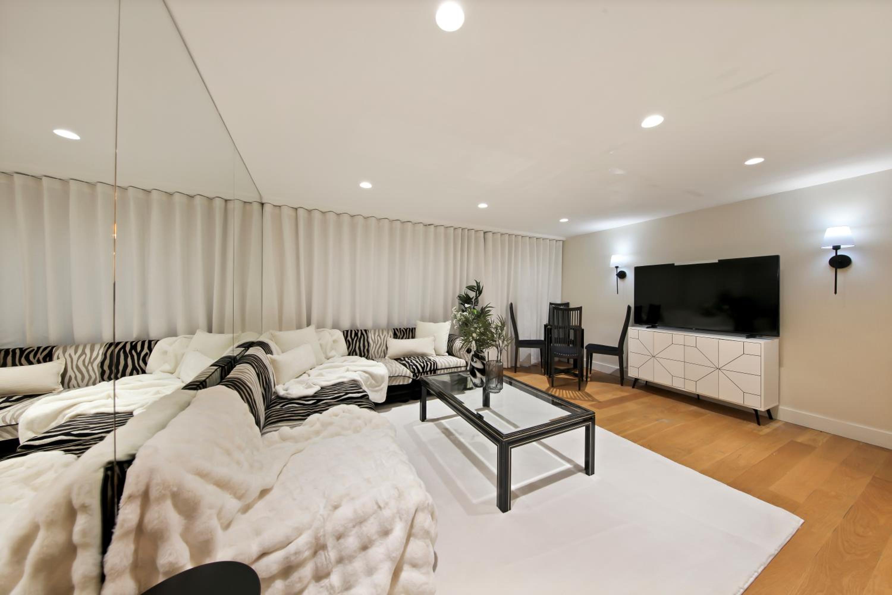 Hububb Luxury Apartment Kensington