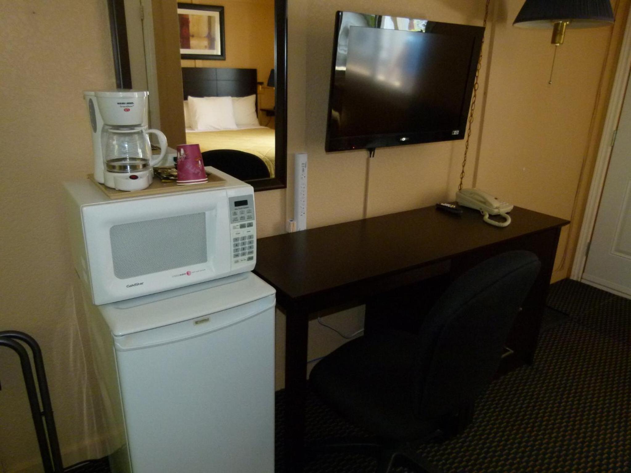 Country Squire Motel
