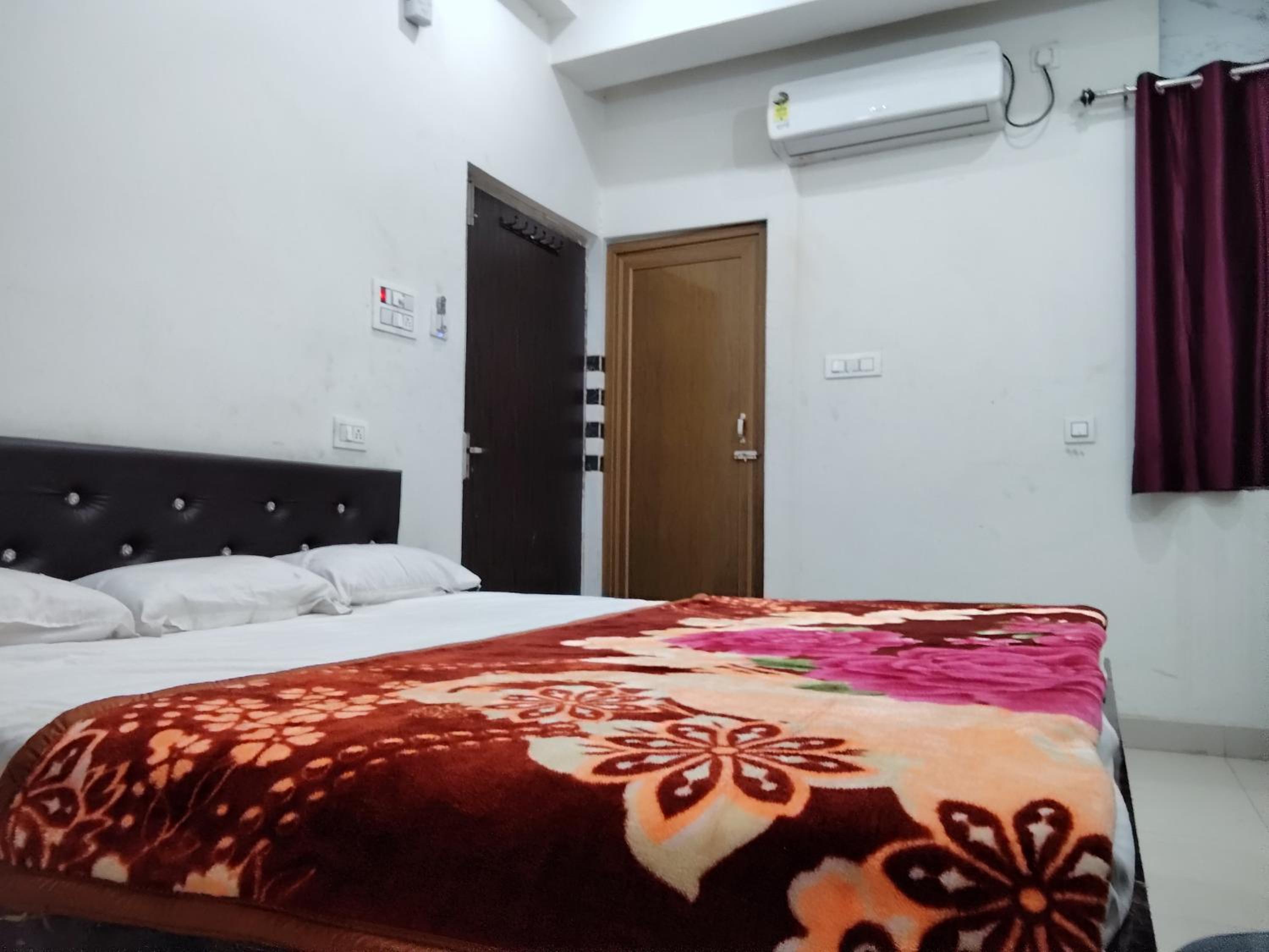 HOTEL SATYENDRA