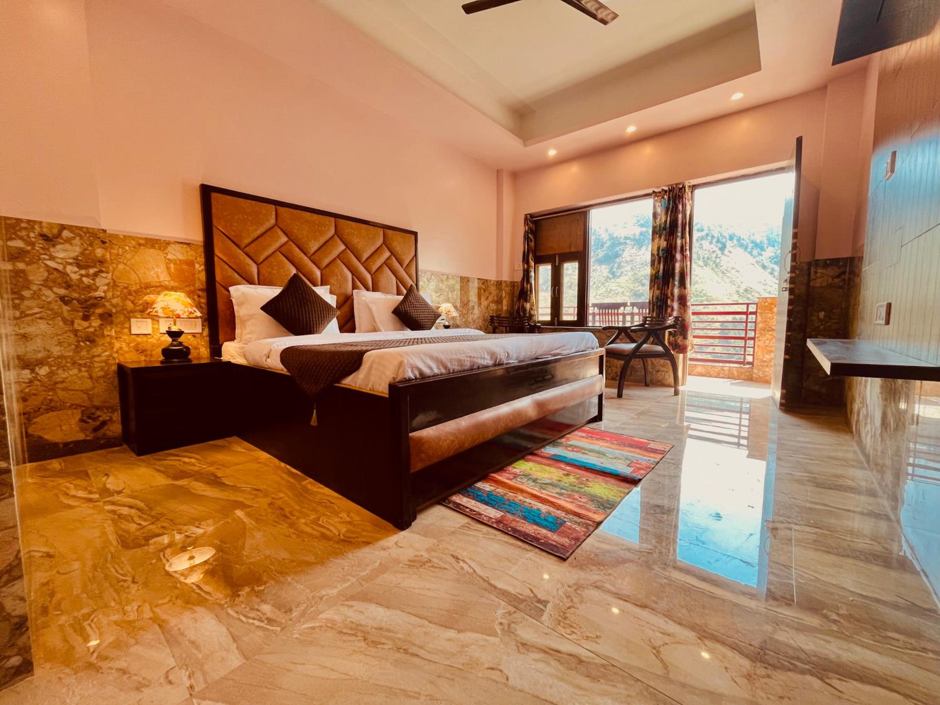 The River Grand, Mussoorie
