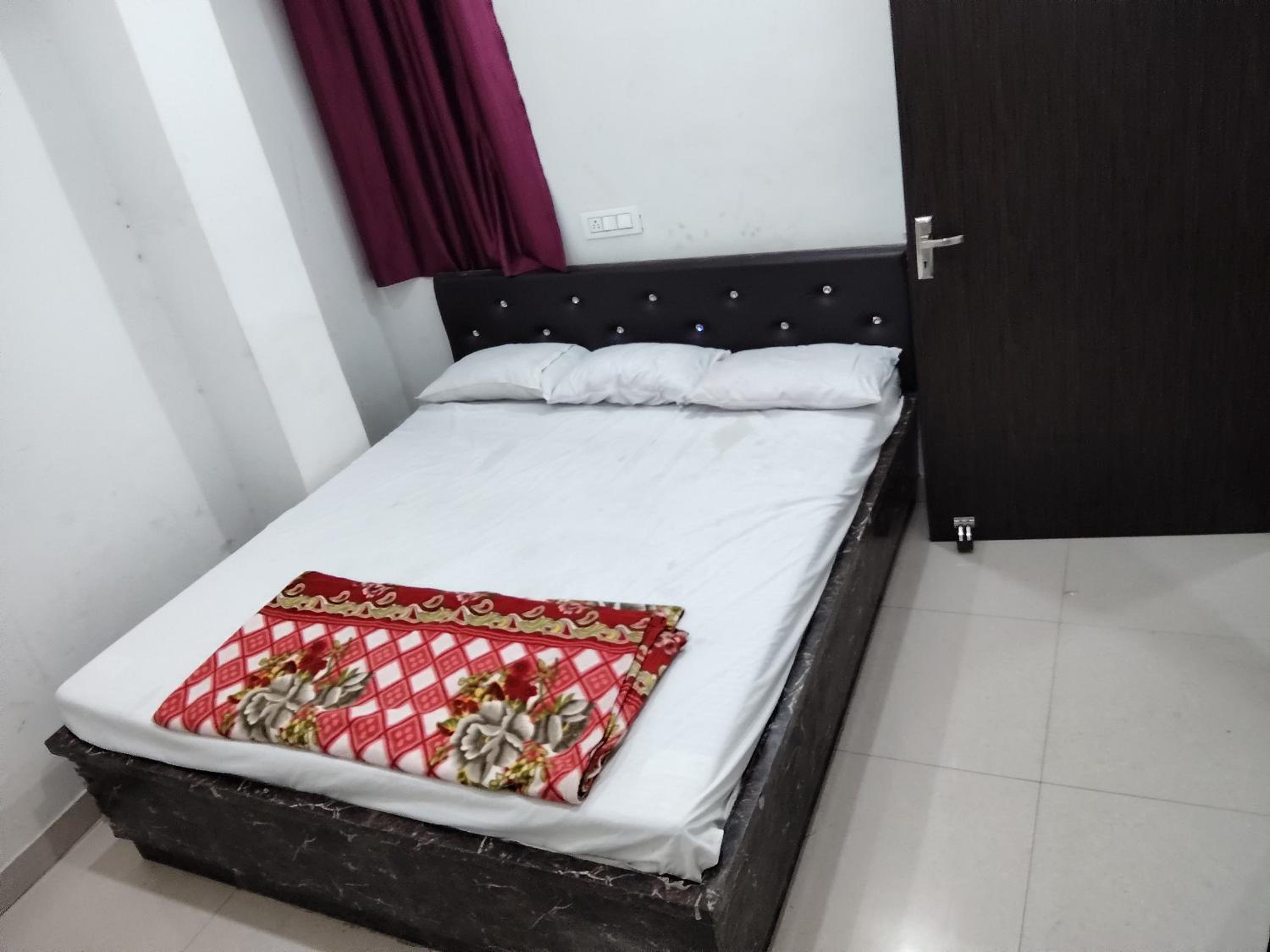 HOTEL SATYENDRA