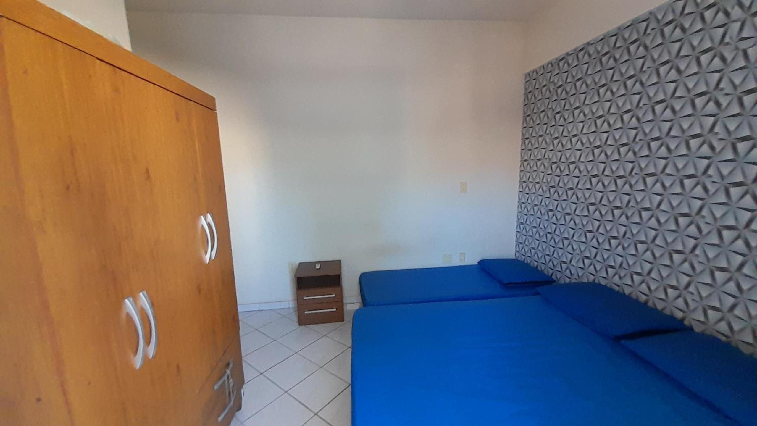 Lindo apartamento com Wi-Fi a 370m da Praia do Morro, próximo ao Marlim Azul e à Av Paris