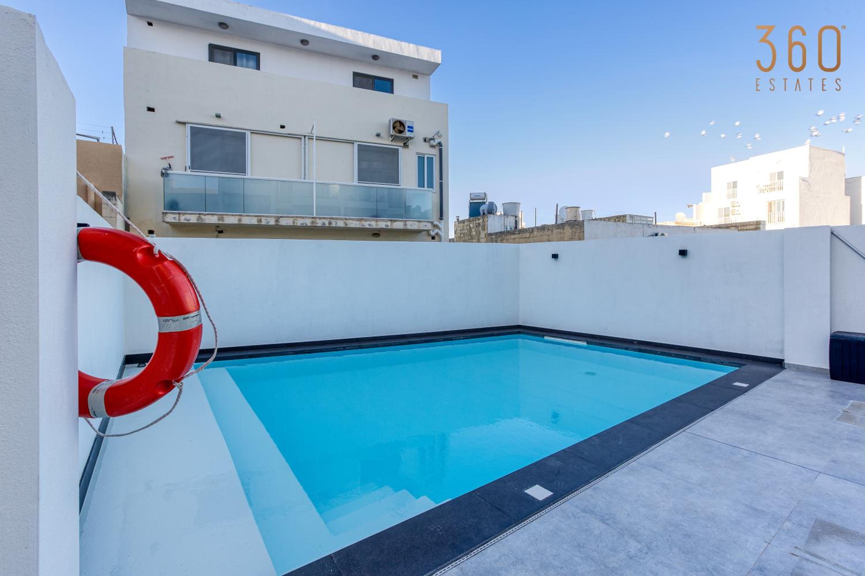 The Swieqi Poolside Suites view 4