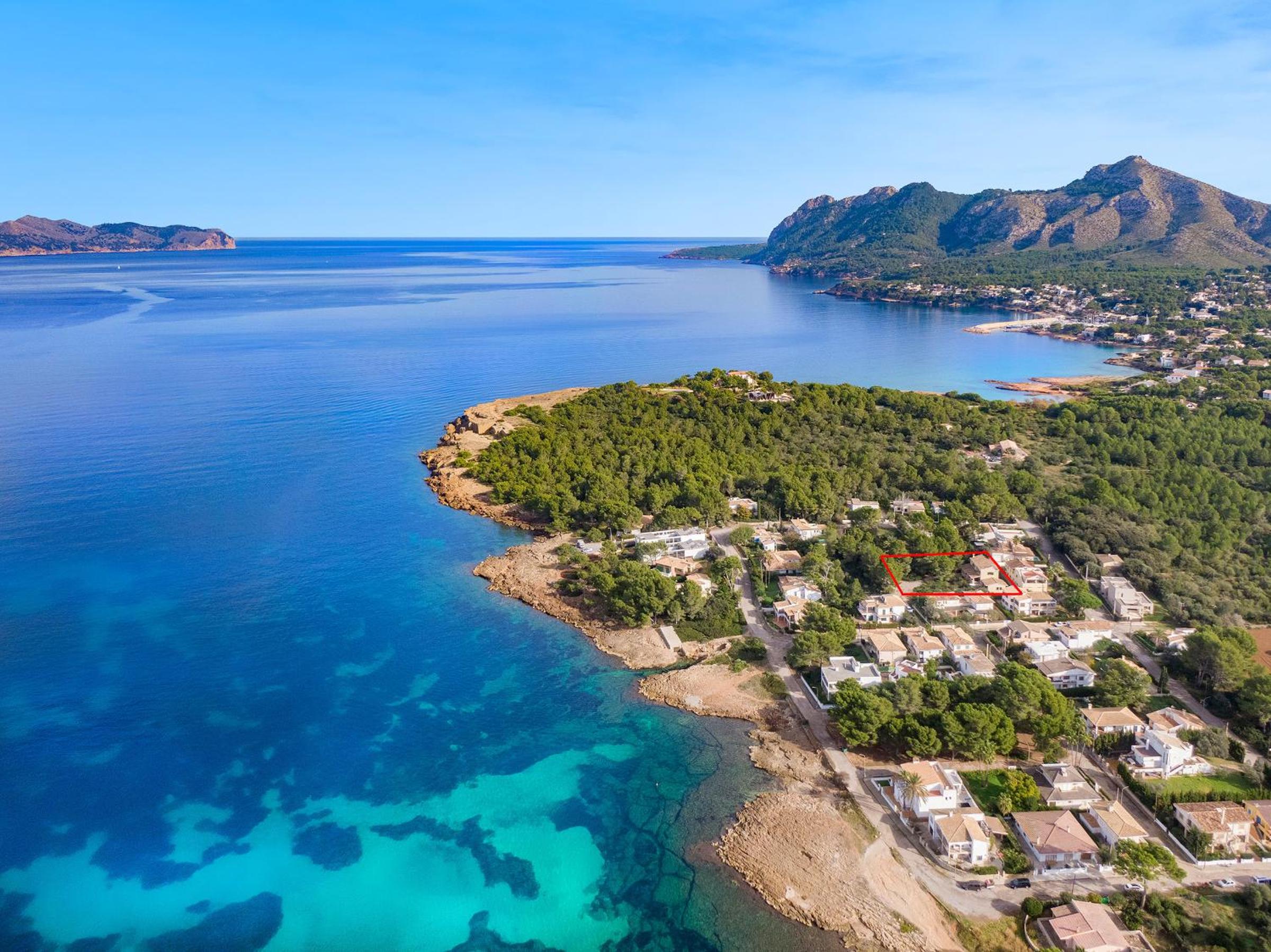 Villa Manresa in Alcudia by JS Villas view 4