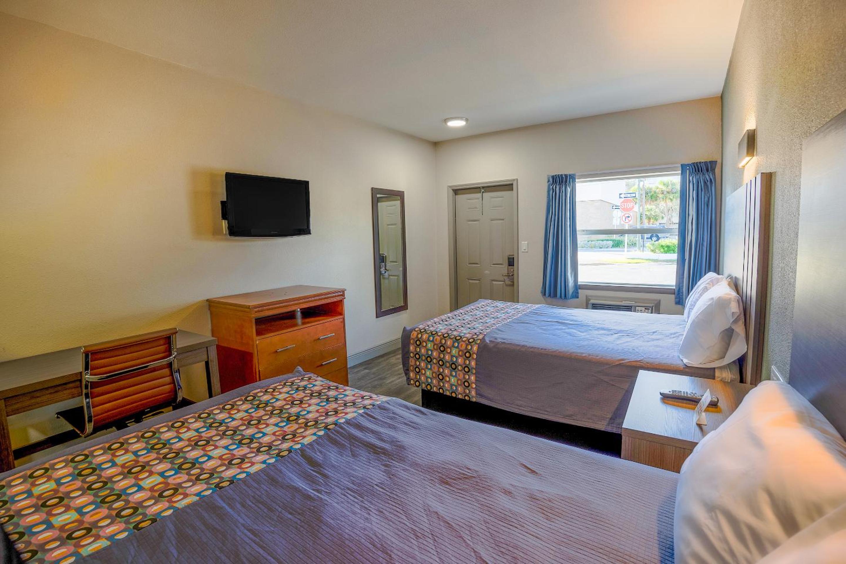 Sunrise Inn by OYO Titusville FL