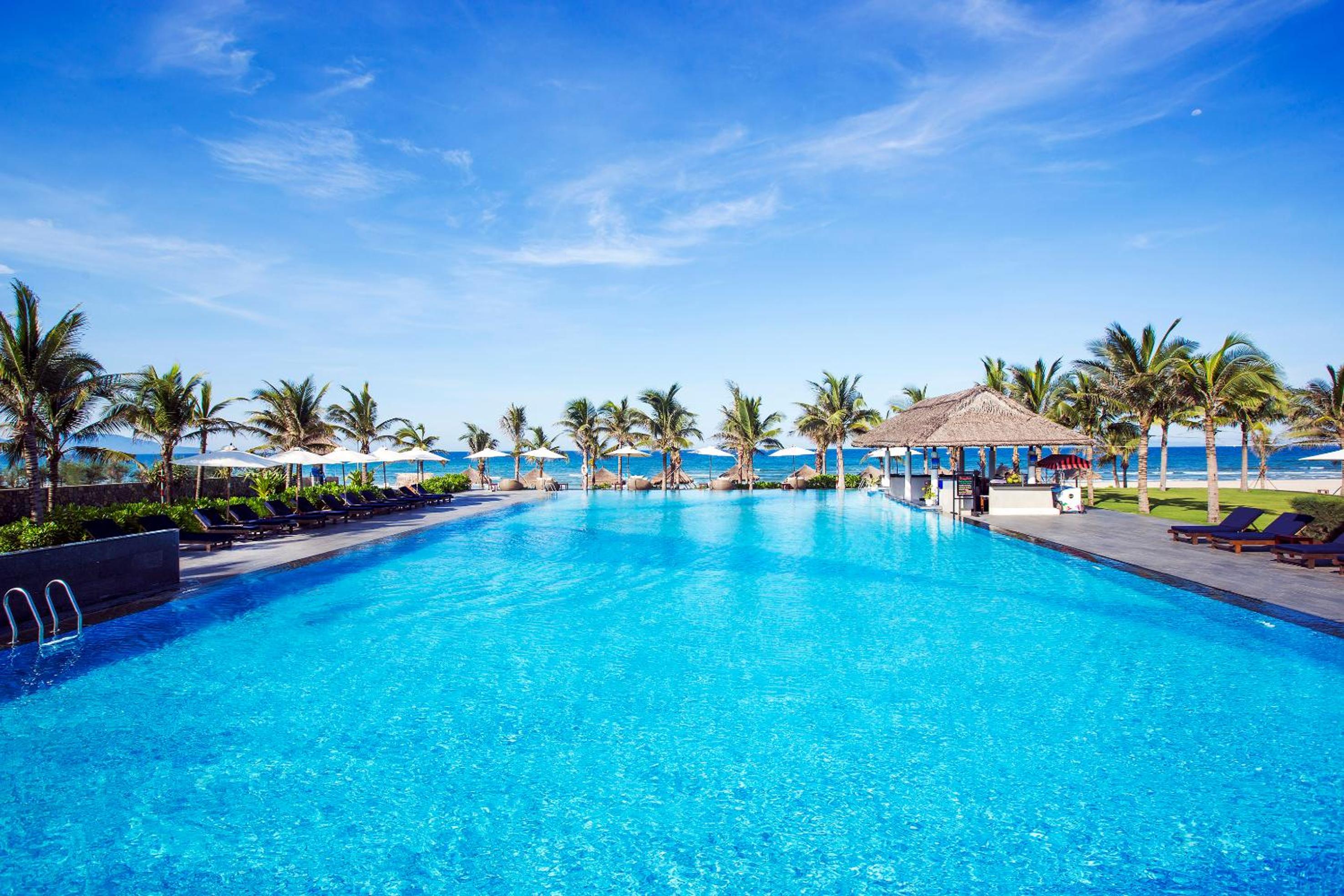 Meliá Danang Beach Resort