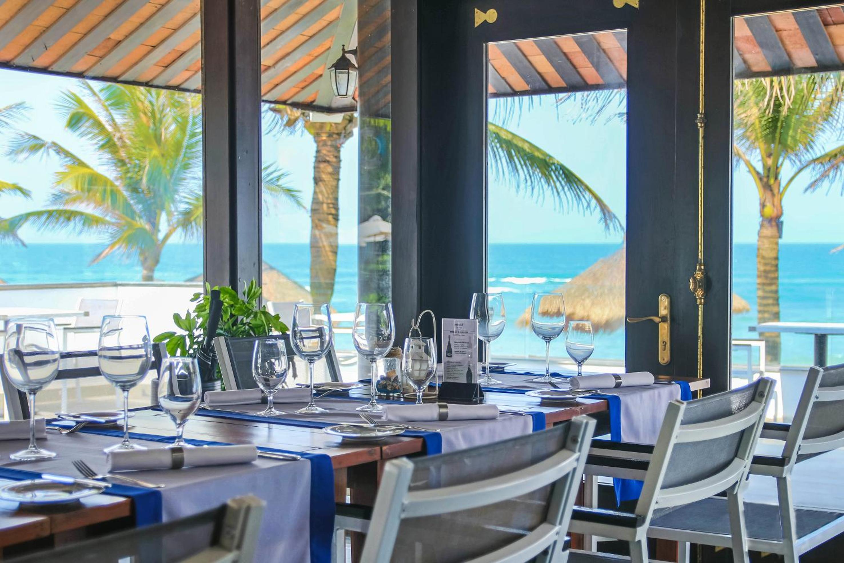 Meliá Danang Beach Resort
