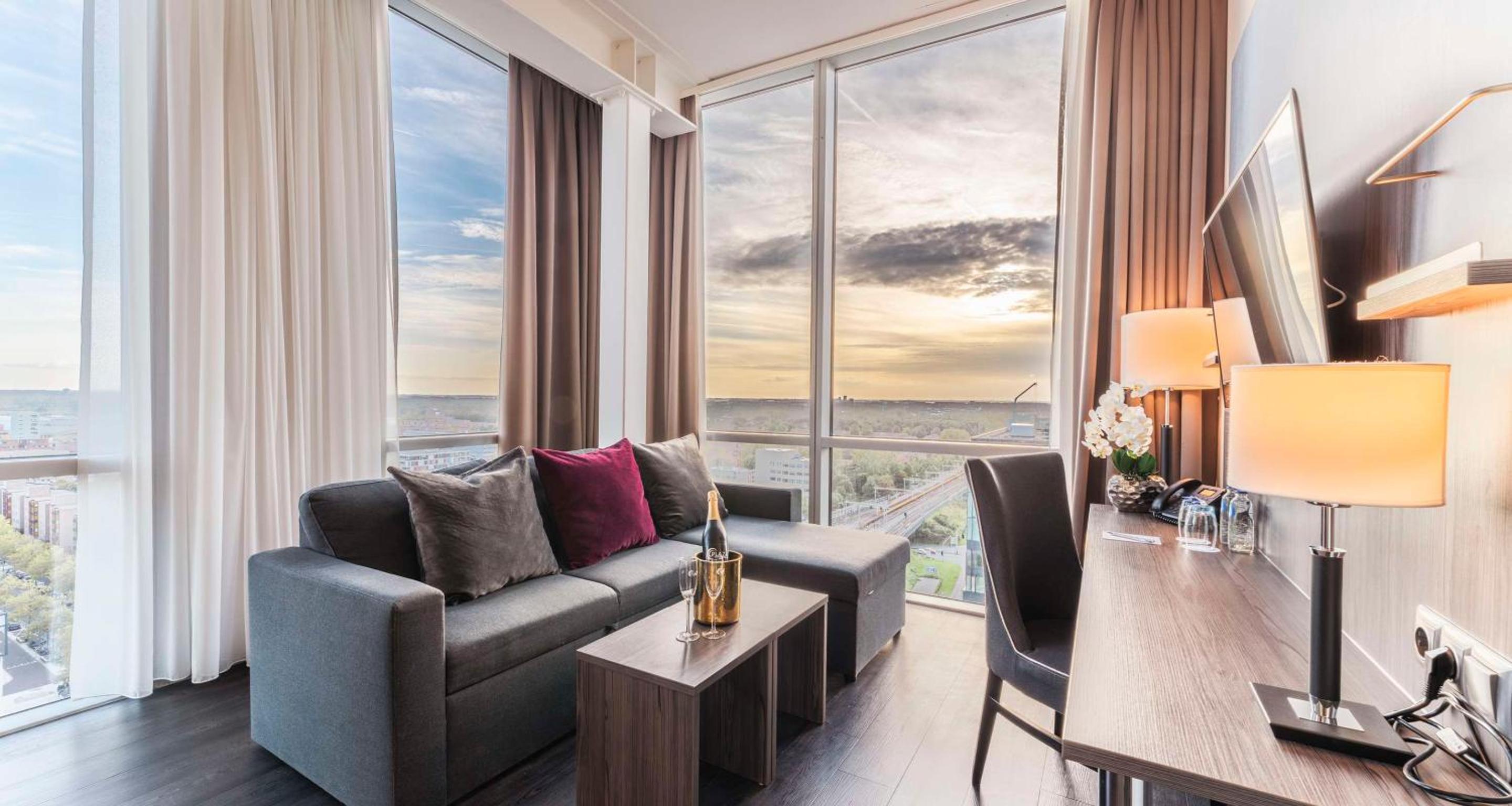 Best Western Plus Plaza Almere - Property Image 2