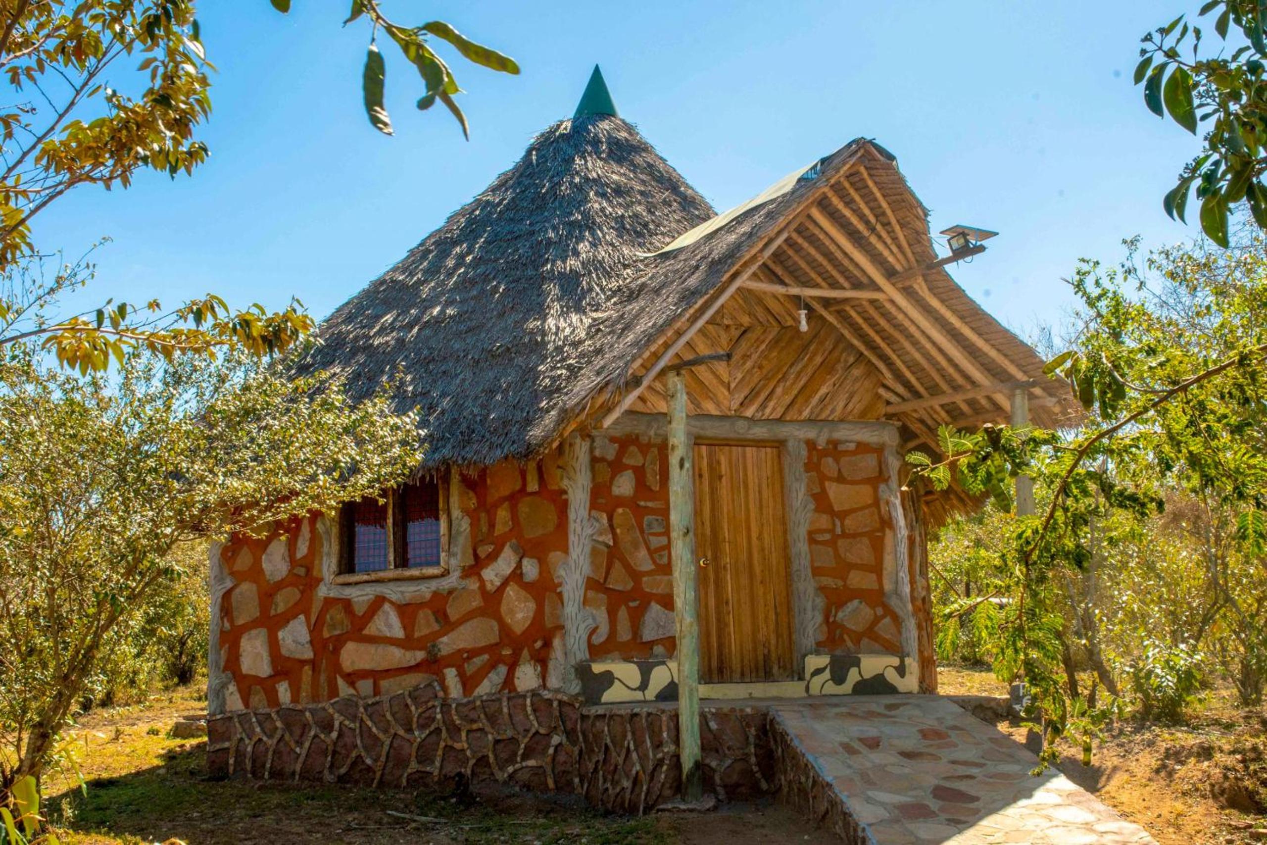 Orng'atuny Mara King Camp view 5