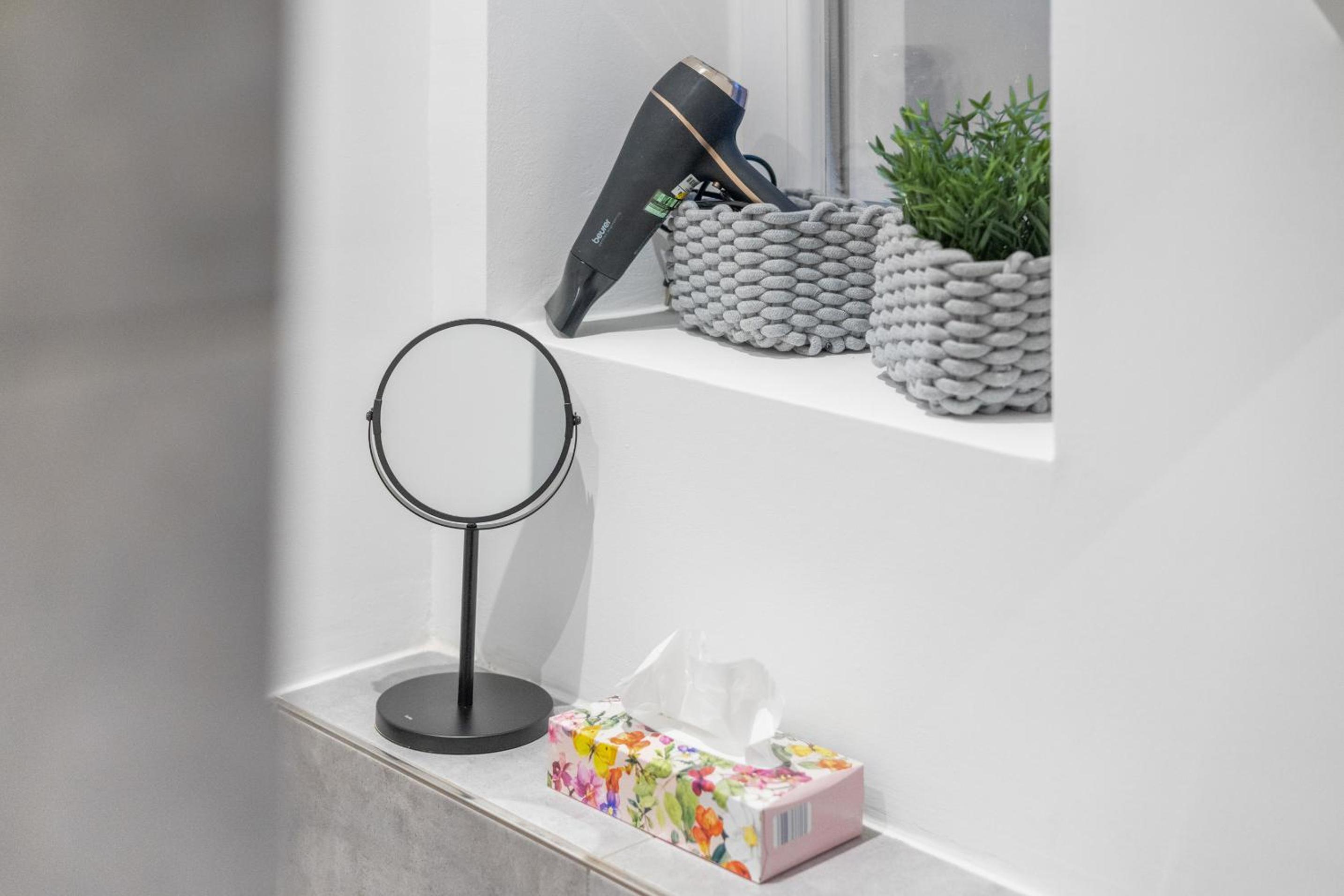 Frisch renovierte Wohnung - Zentral/Ruhig/Modern