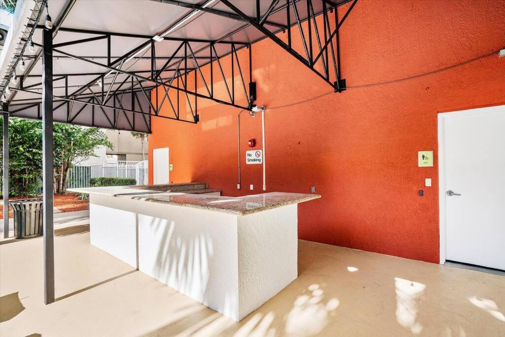 Lux Penthouse Loft I Free Parking I Bay Views