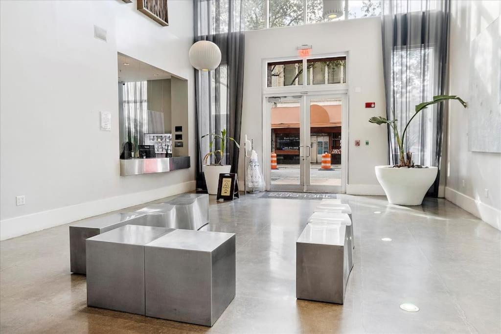 Lux Penthouse Loft I Free Parking I Bay Views