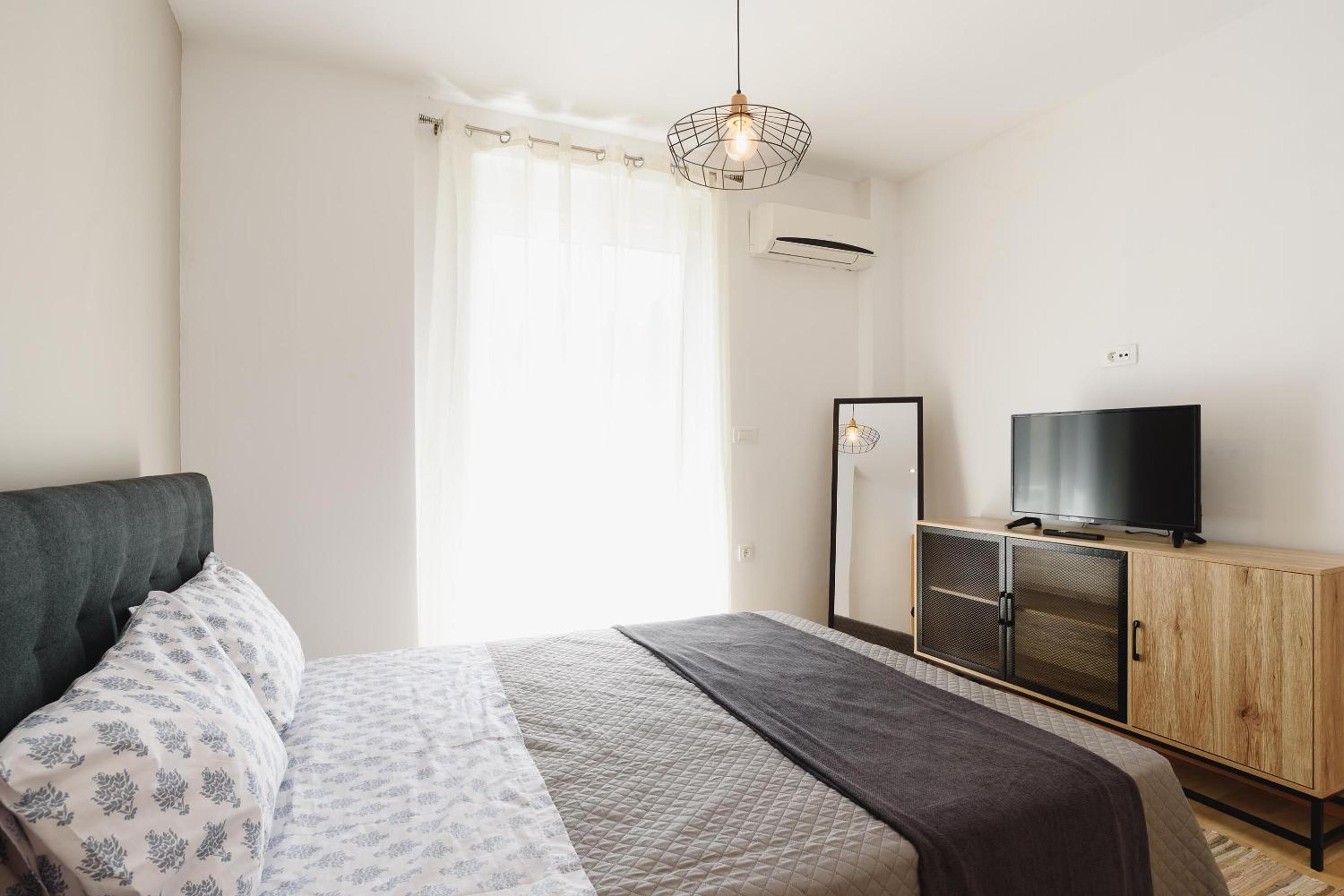 Mandraki City Center Apartments