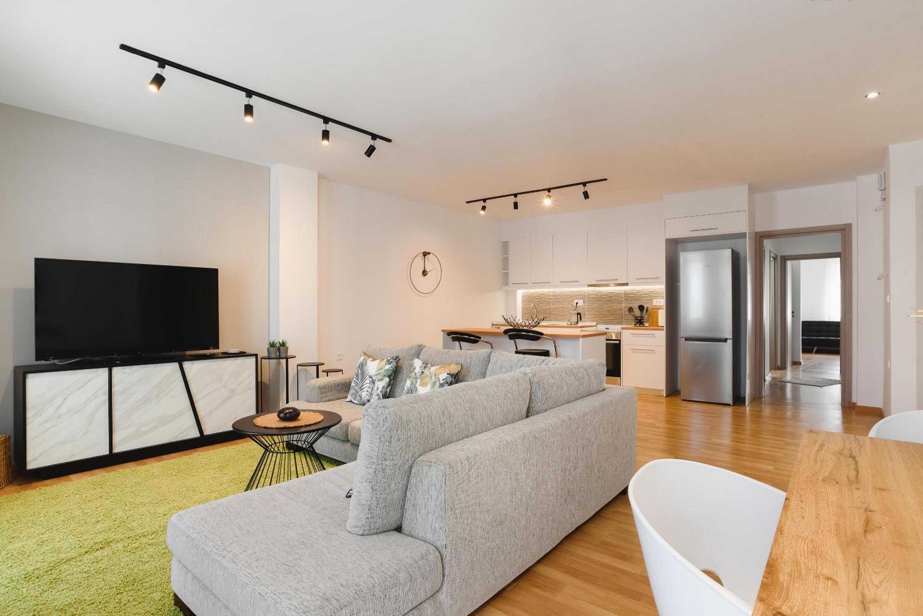 Mandraki City Center Apartments