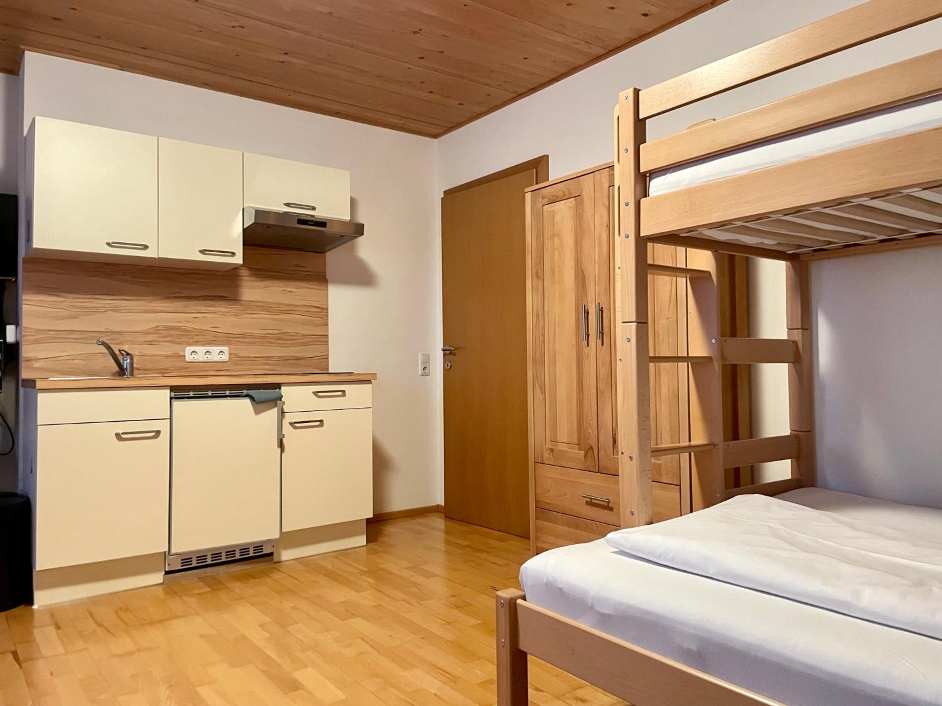 Sonnenblumenhof - Zimmer & Apartments