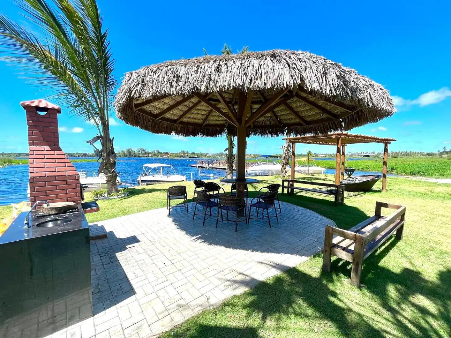 Catu Lake Spa e Resort! Apto com lazer completo!
