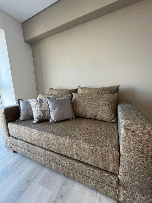 Pinot Torre Leloir 4 pax - by Inside