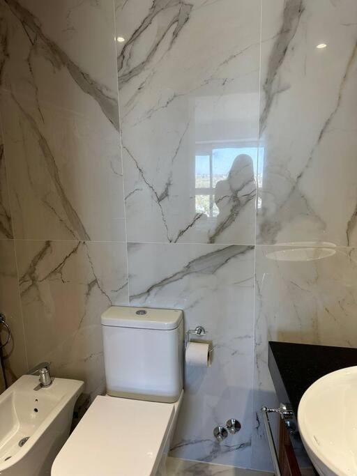 Pinot Torre Leloir 4 pax - by Inside
