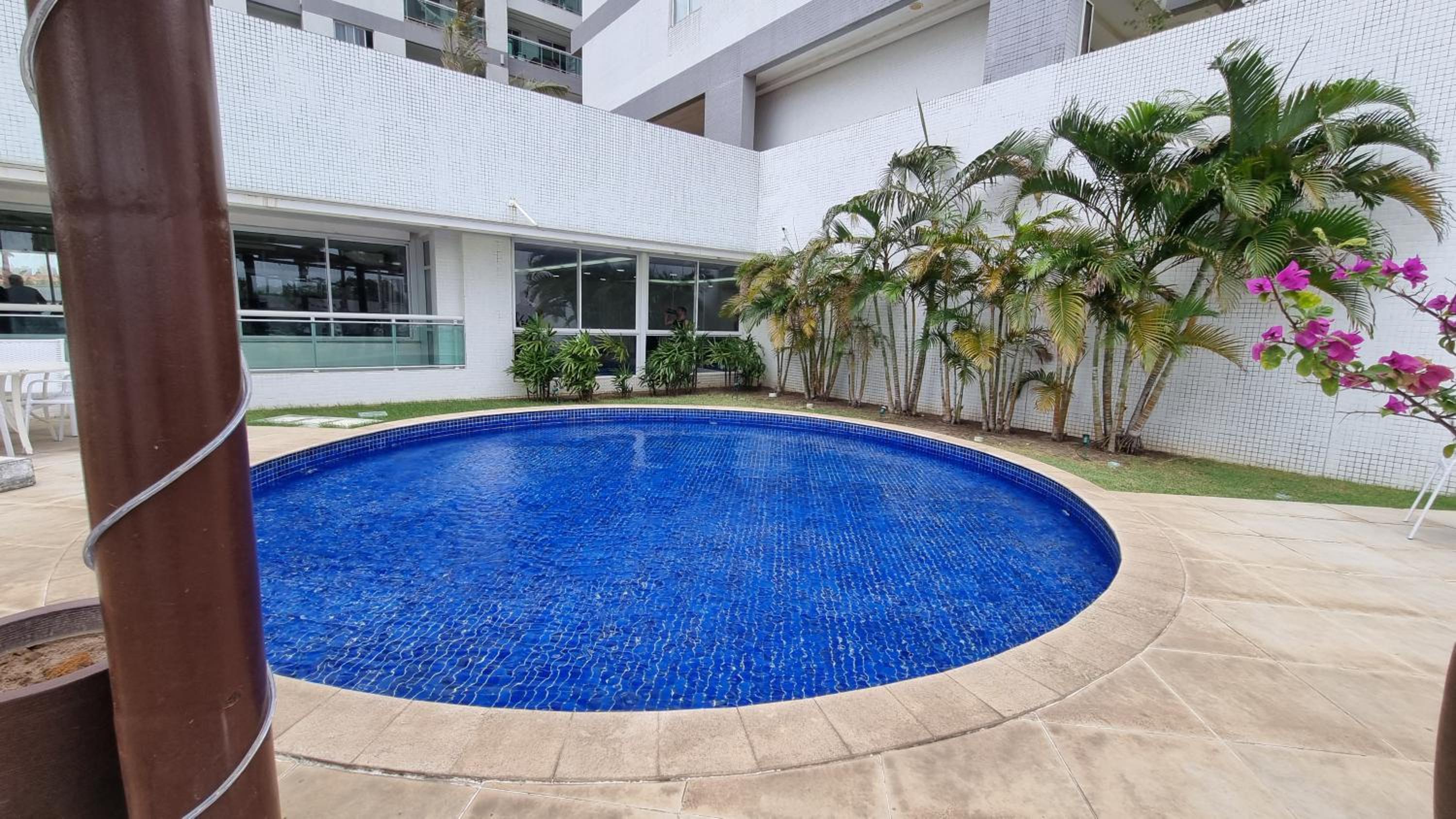 Apartamento novo ao lado do shopping da ilha