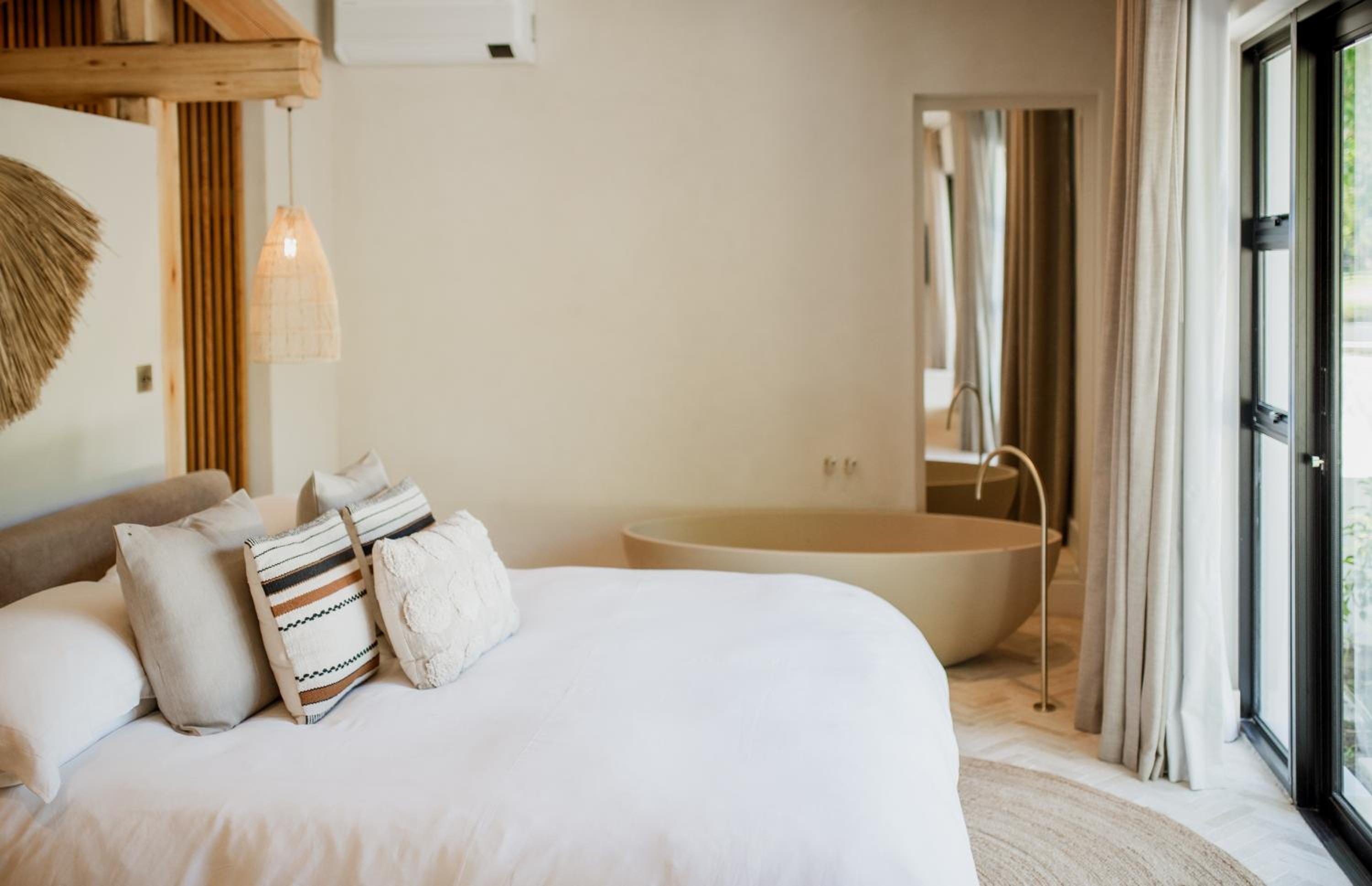 MAISON FRANSCHHOEK