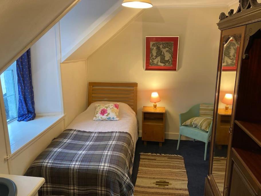 Ardnadrochet Cottage
