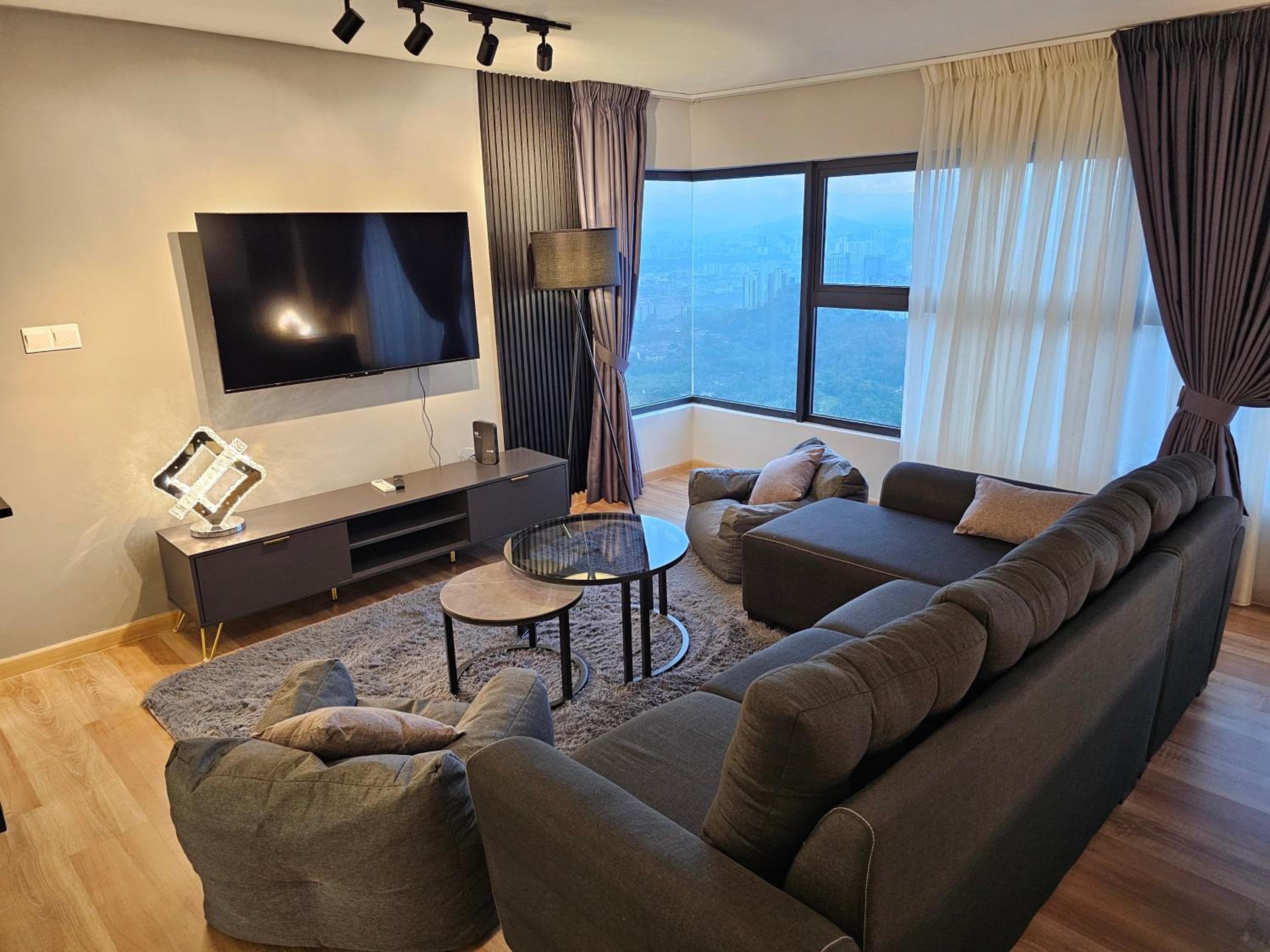Arte Cheras The Premium Suites by iLuxHome
